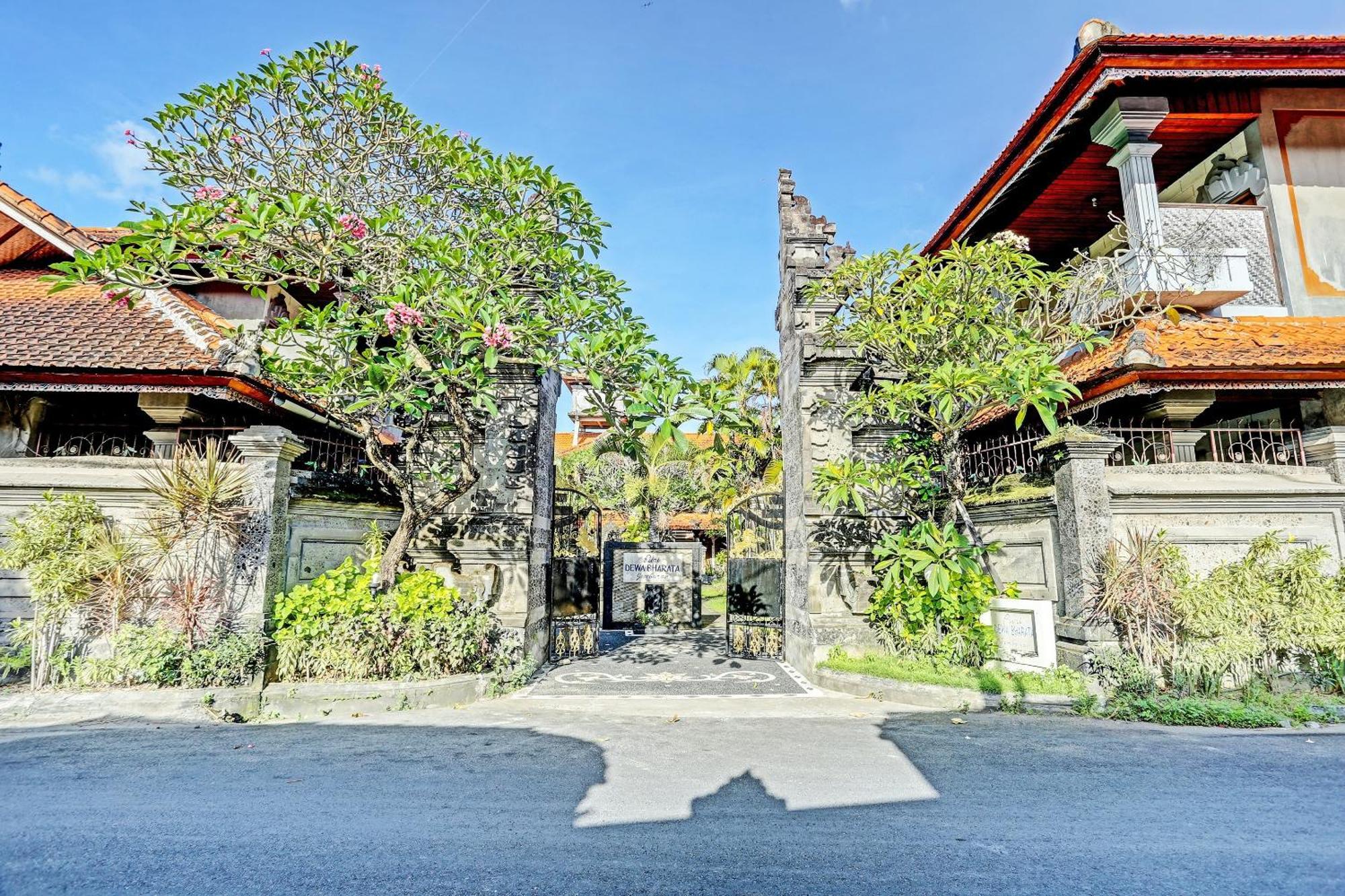 Oyo Collection O 91125 Puri Dewa Bharata Hotel Jimbaran  Exterior photo