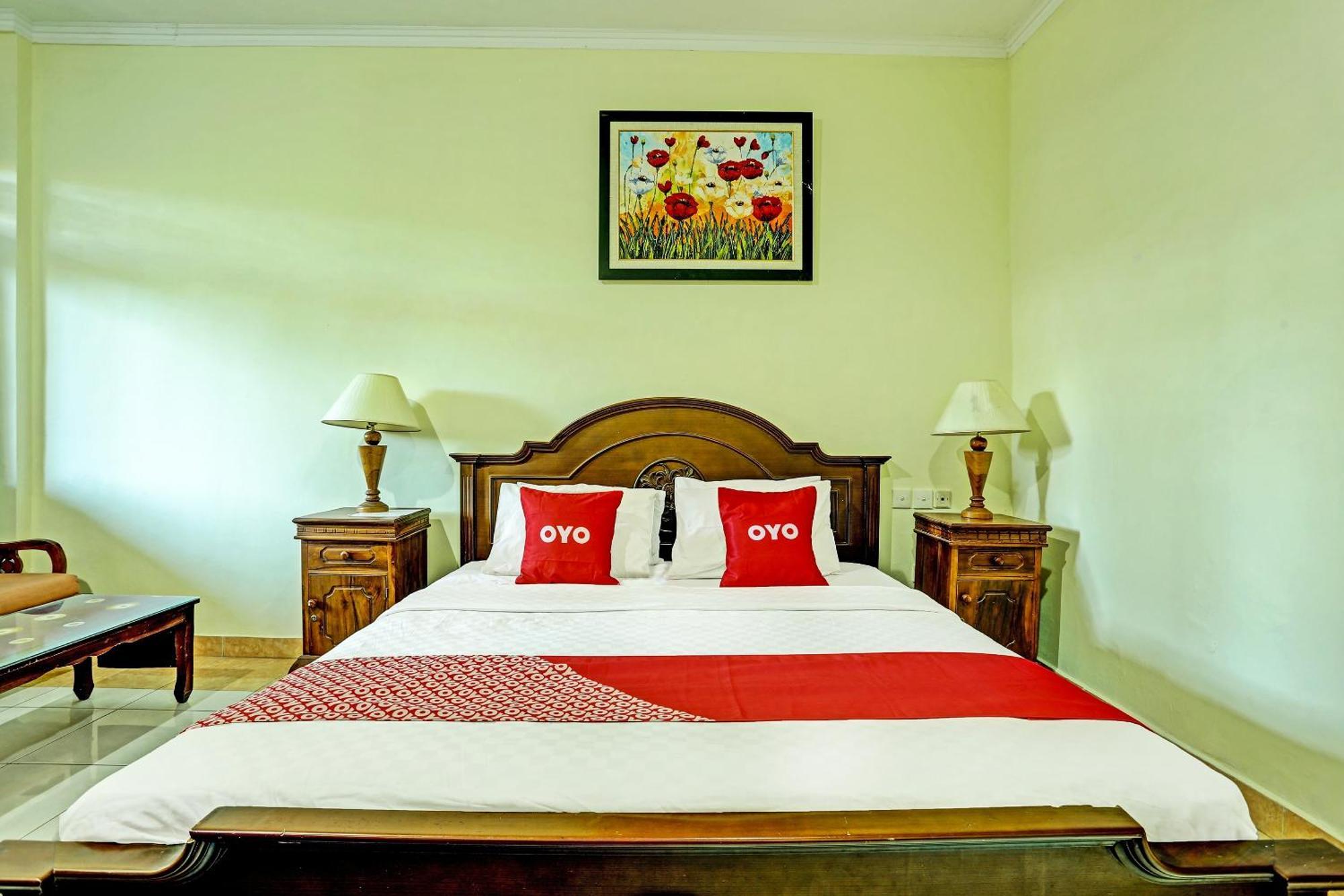 Oyo Collection O 91125 Puri Dewa Bharata Hotel Jimbaran  Exterior photo